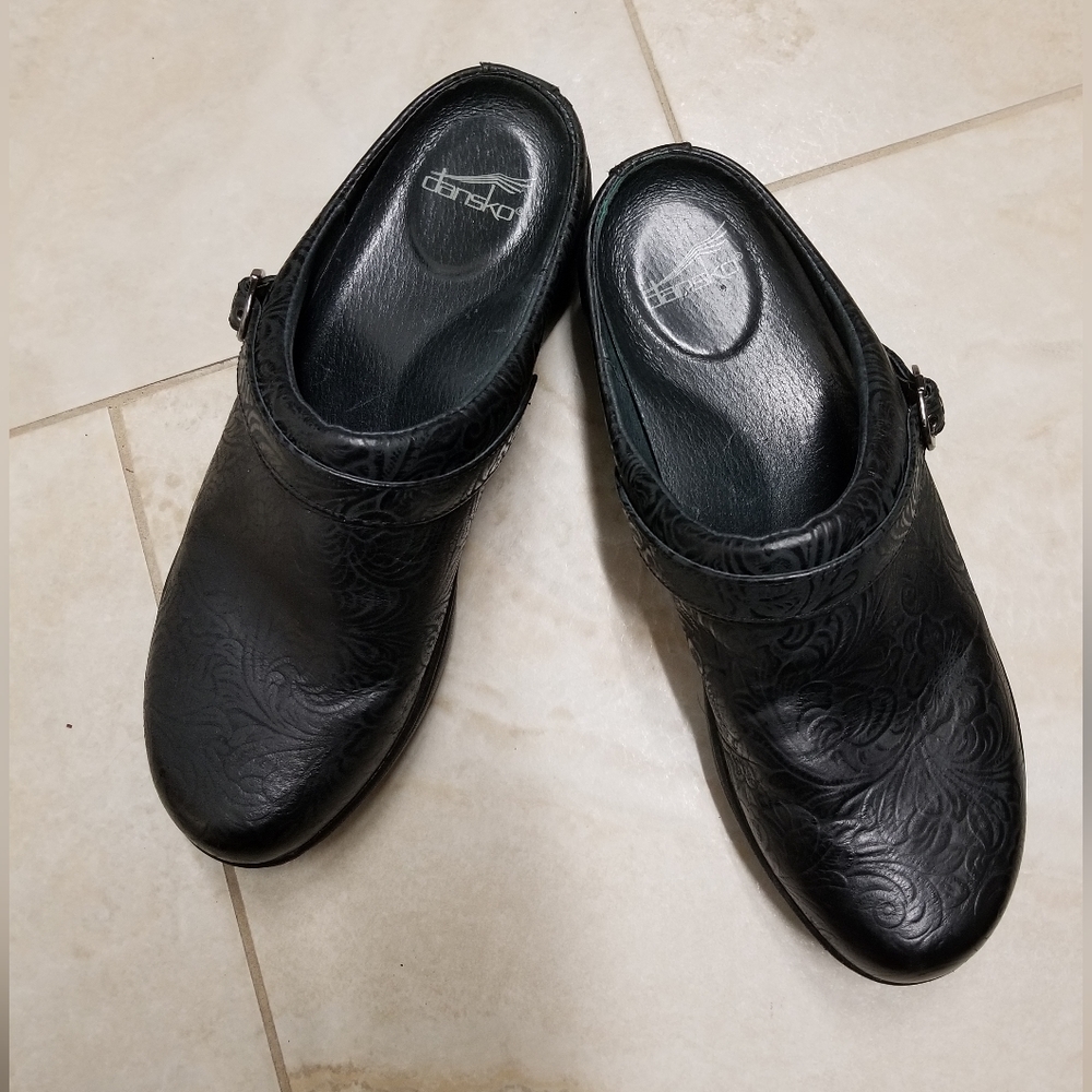 Dansko, black embossed leather, 42